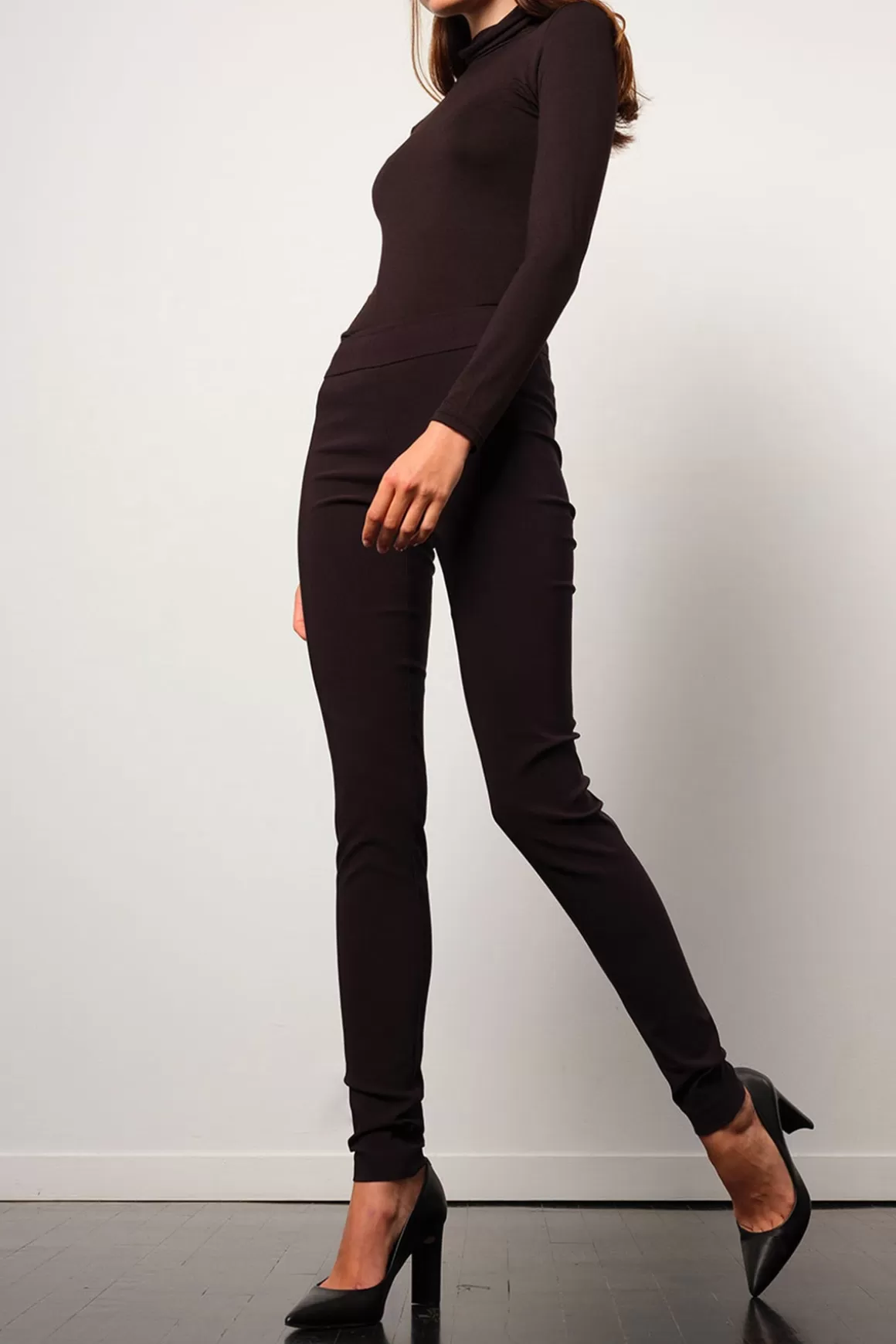 Pull On Skinny Signature | Avenue Montaigne Shop